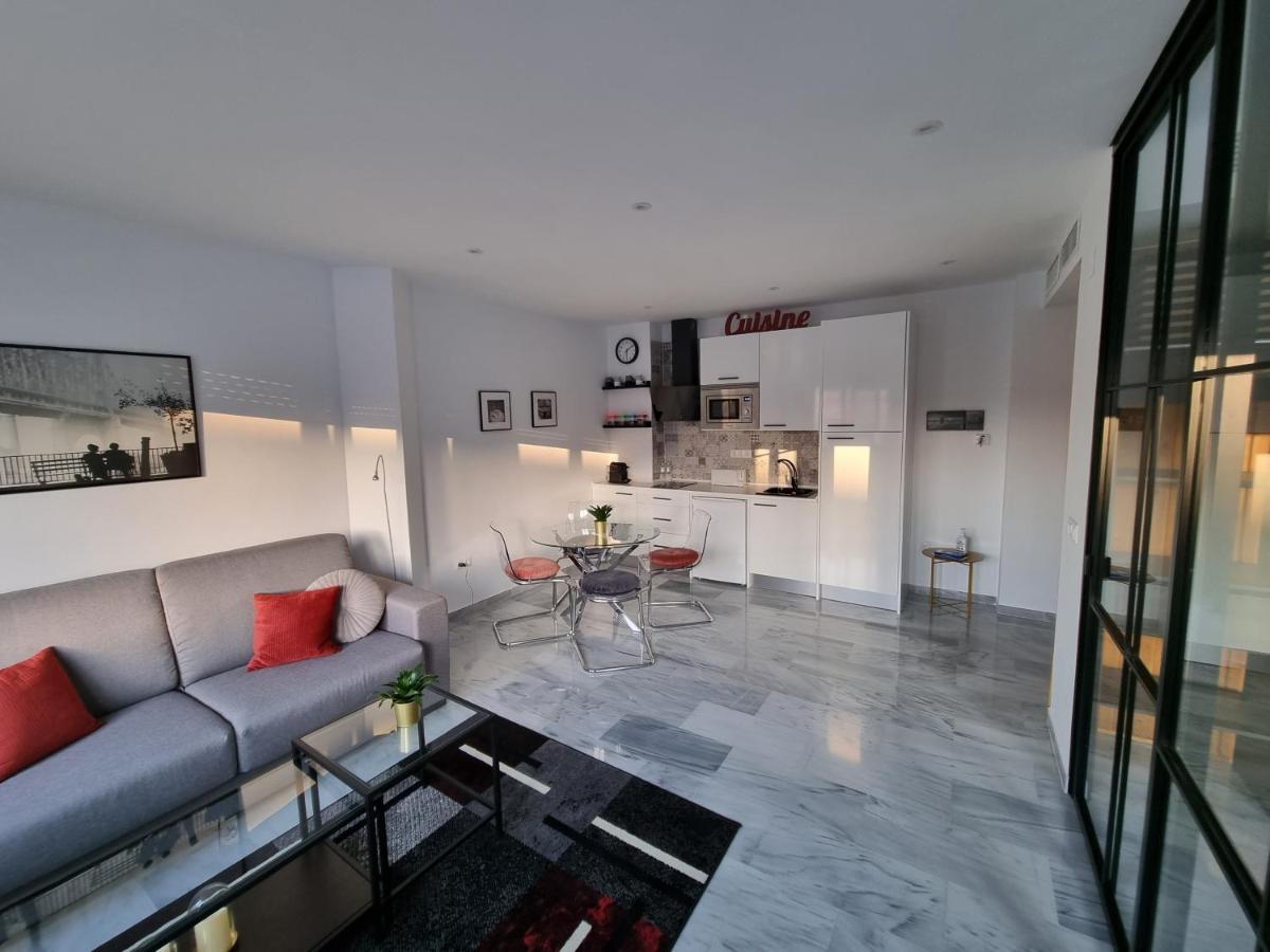 Apartament Atocha 3 Malaga Zewnętrze zdjęcie