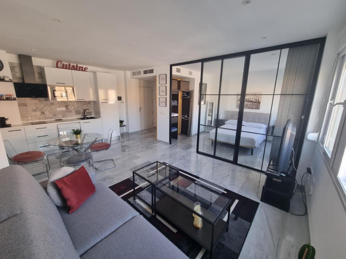 Apartament Atocha 3 Malaga Zewnętrze zdjęcie